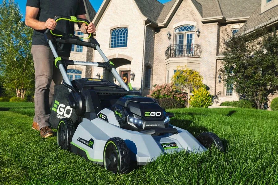 battery powered lawn mower